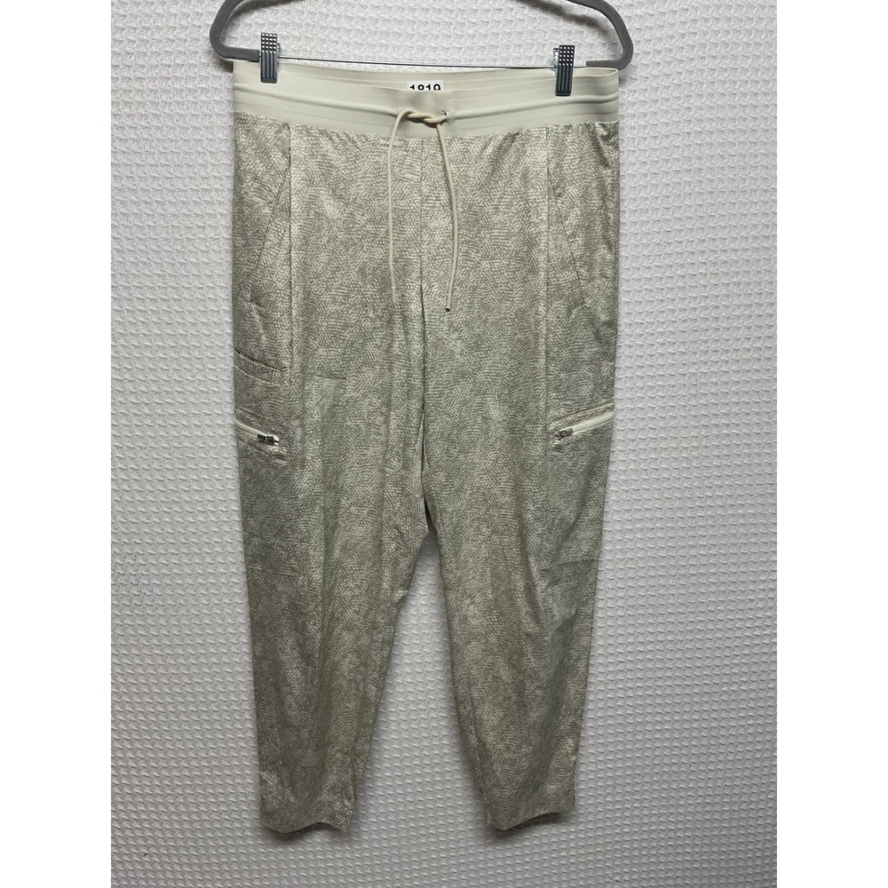 NEW Athleta Pants Womens 10P Cream Venture Printed Jogger Sporty Travel Comfort